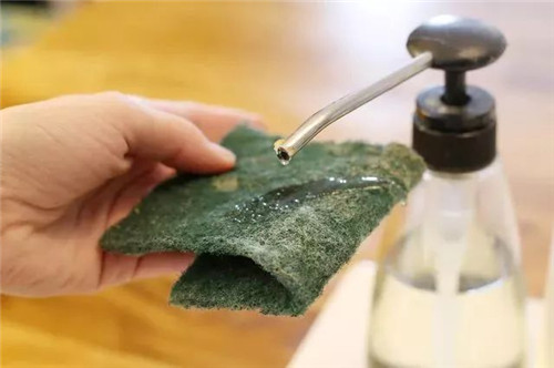 去除墙上的蜡笔渍小妙招