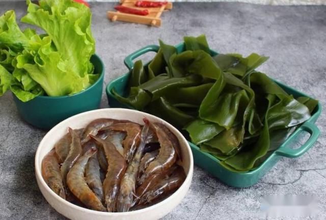 甲状腺结节是什么原因造成的